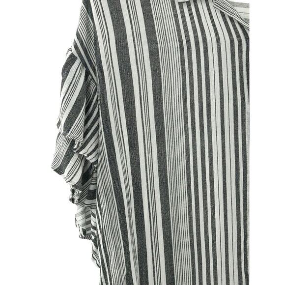 Umgee Grey White Flowy Flutter Sleeve Oversized Top Dress Size Small‎ - Picture 9 of 10